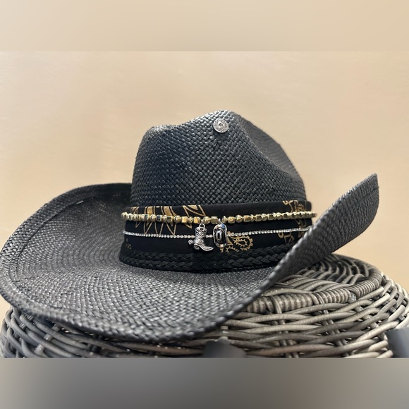 Custom black straw cowboy hat - Picture 1 of 6